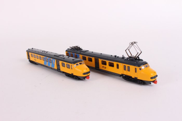 Piko N - 40280 - Train unit - Mat. '54 Dog's head, yellow - NS