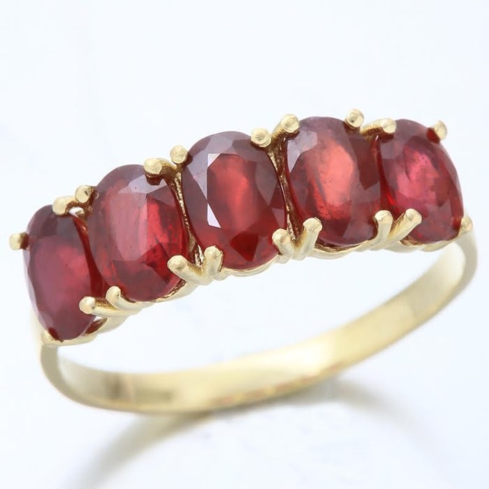 14 kt. Yellow gold - Ring - 2.82 ct Rubies - Rubies