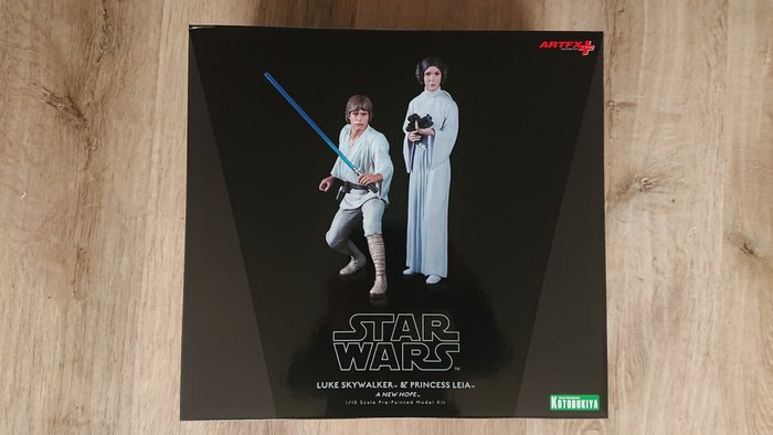 Star Wars Episode IV: A New Hope - Luke Skywalker & Princess Leia - Kotobukiya - 1:10 - Statuetta/e