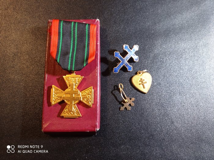 Francia - Ejército/Infantería - Medalla de luchador voluntario de élite ww2 (TIR2) - 1945
