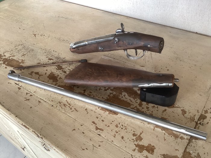 Francia - XVIII secolo - dalla metà alla fine - fusil dit de braconnier - Percussione - Shotgun - 15 mm
