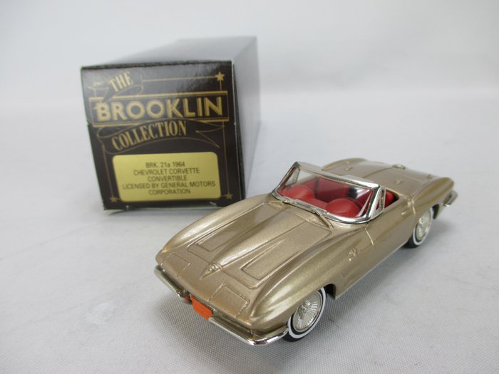 Brooklin - 1:43 - BRK 21a - Gold-coloured Chevrolet Corvette convertible in mint condition and with original packaging