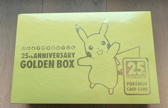 The Pokémon Company - Pokémon - Doos - Hyper Rare! - Japanese 25th Anniversary Gold Box - Big Collectors Item - Sealed