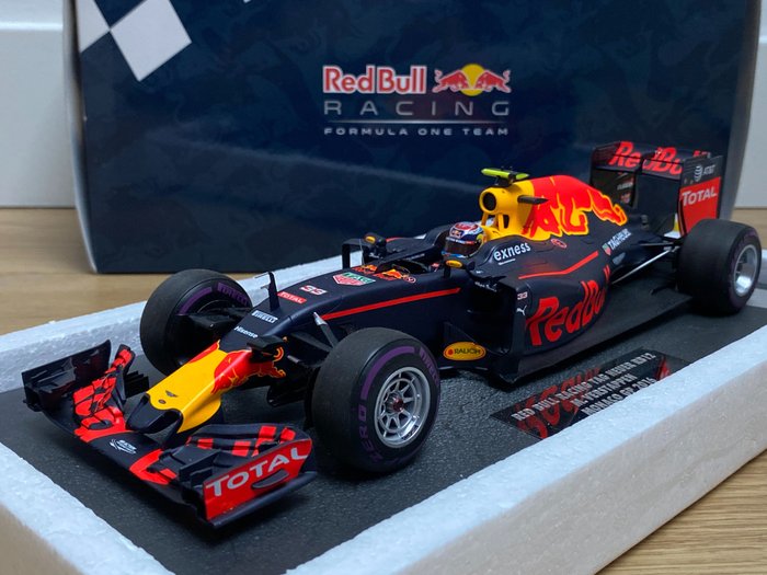 Minichamps - 1:18 - Red Bull Racing Tag Heuer RB12 #33 Max Verstappen - Monaco 2016 limitiert 1/300 Ultra Softs neu! Selten! Max Verstappen