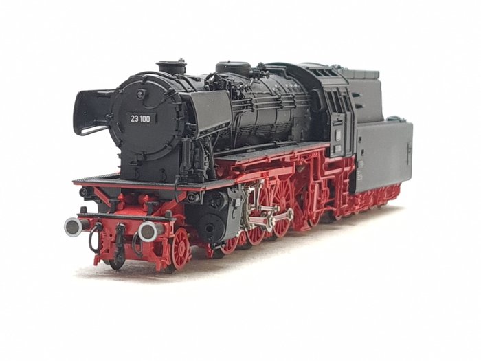 Roco H0 - 43249 - Steam locomotive with tender - BR 23 100 - DB