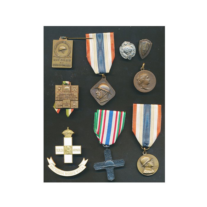 Italia - Primera Guerra Mundial - medallero de un veterano de la Guerra 1915/18 + Cruz del Tercer Ejército -