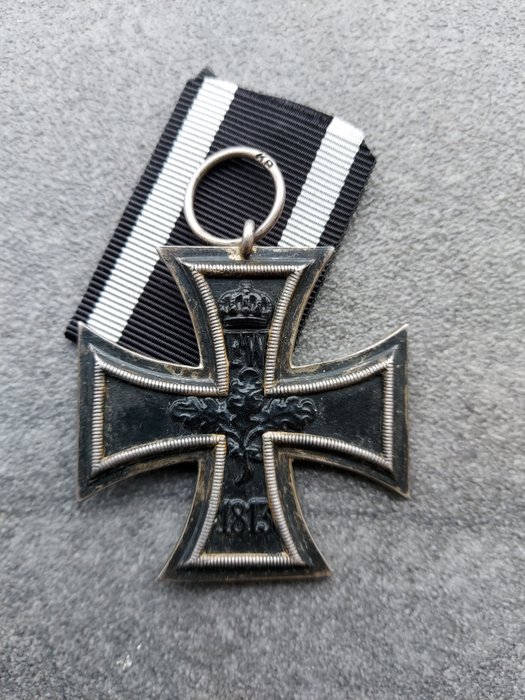Germania - WW1 German Iron Cross 2nd class ring mark "KD"