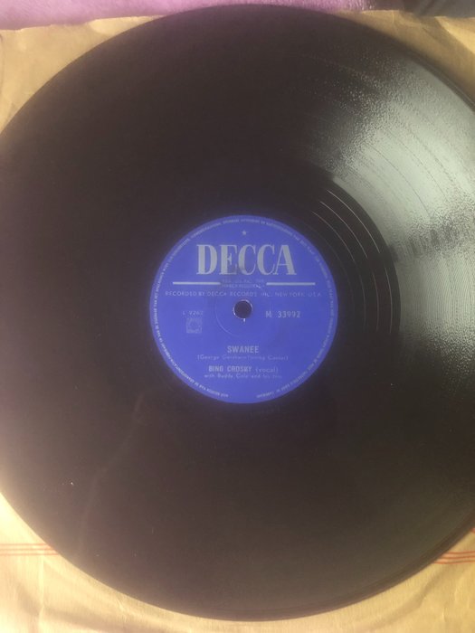 Bing Crosby on Decca and Brunswick Label - 78 Rpm - 78 rpm - Records shellac