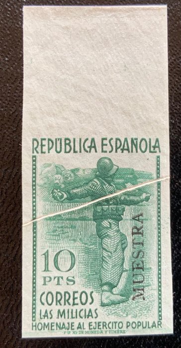 Spain 1938 - 10 Pts Popular army - imperforated- fold error - Edifil 800Ms