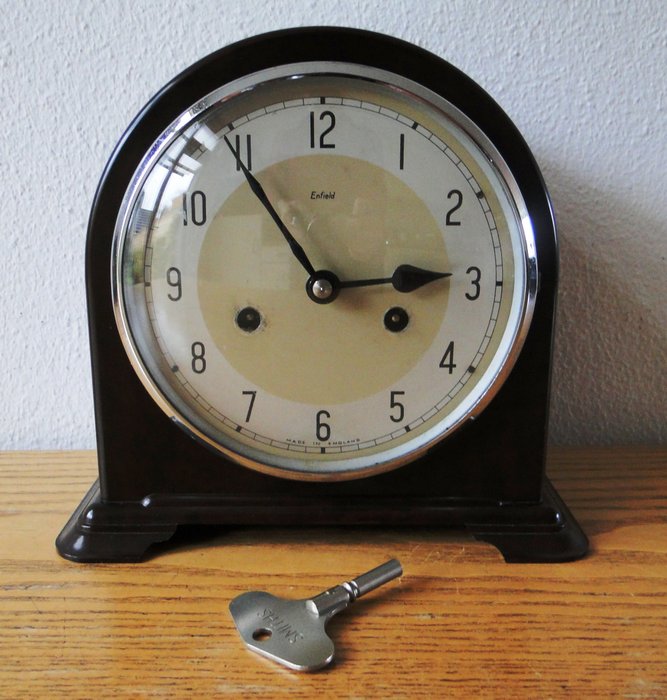 Orologio da tavolo Art Déco Smiths Enfield - Bachelite, cromo, vetro - Inizio XX secolo