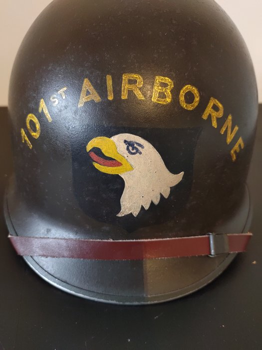 101 Airborne, 506 Reggimento Asso di Picche - Elmo