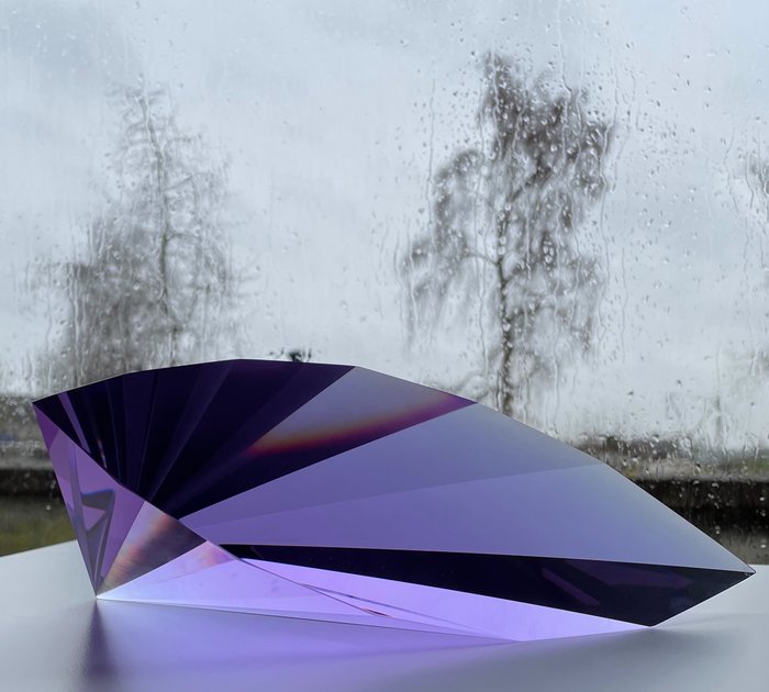 Tomas Brzon Unique - Skulptur, “ SEED” - 10 cm - Glas