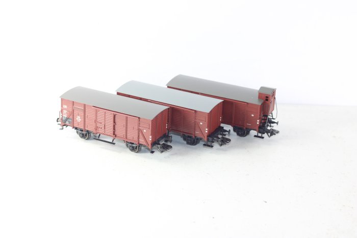 Preview of the first image of Märklin H0 - 48784 - Freight wagon set - Three-piece "Covered Freight Cars G 10" Car Set - DB.