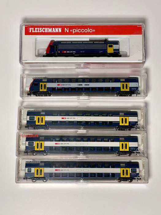 Fleischmann N - 7753/8153/8154/8155 - Convoi - avec E-Loc Série 450 et 4 wagons à deux étages - SBB