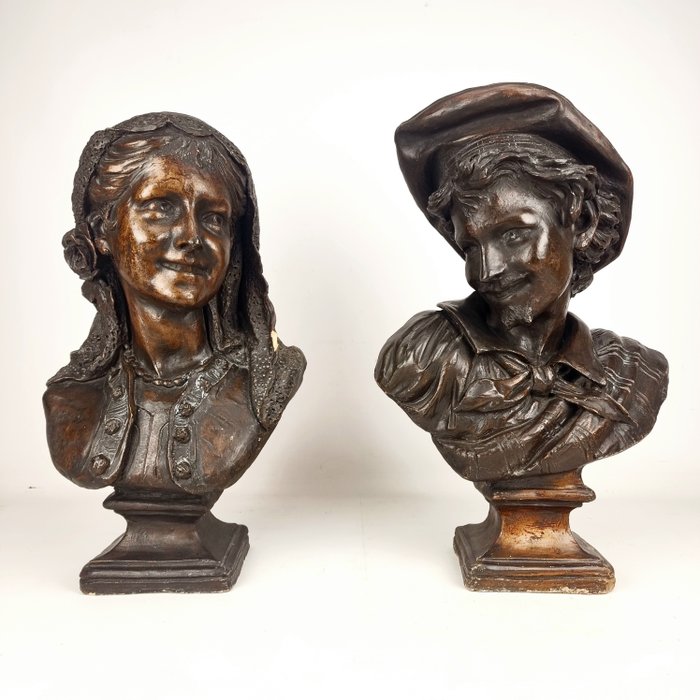 雕刻, A pair of large busts of a young couple in love - 48.5 cm - Terracotta