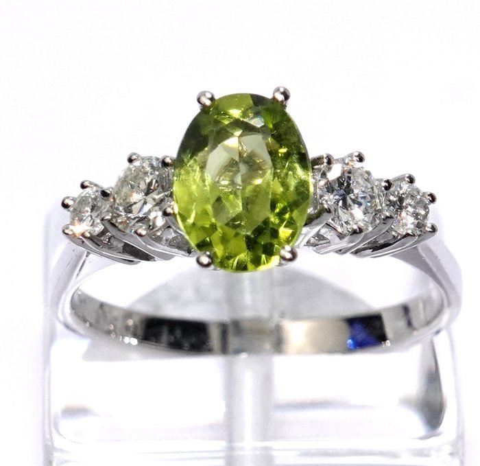 Image 2 of HANDCRAFTED - 14 kt. White gold - Ring - 1.00 ct Peridot - Diamonds