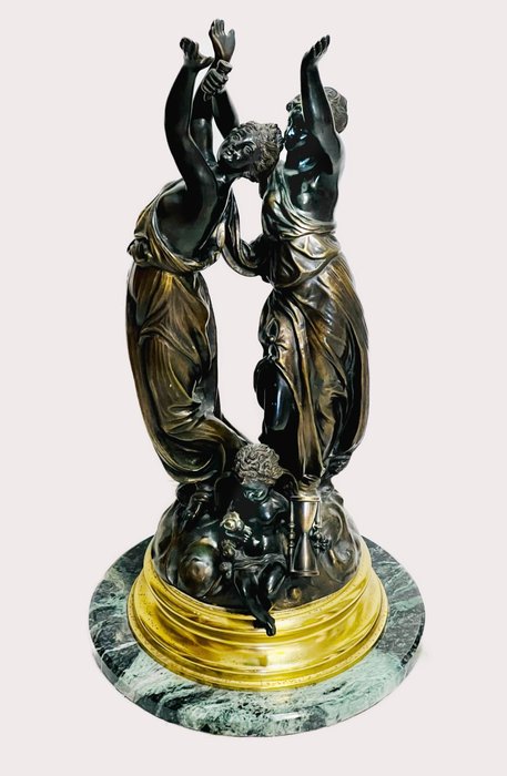 Preview of the first image of Estilo Claude Michel, Clodion - Group, Large Sculpture of Muses - 57 cm - Bronze, Marble - First ha.