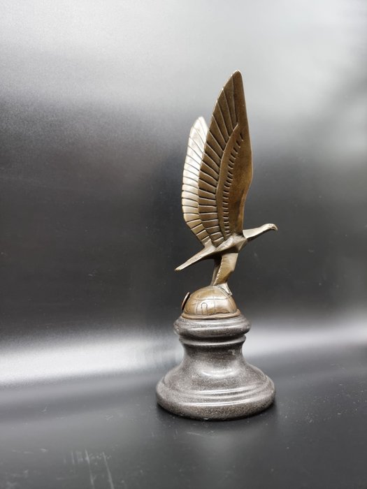 Image 3 of Decorative object - Bronze Eagle on Globe Car Mascot - Stork - After 2000