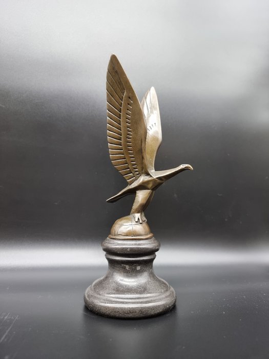 Preview of the first image of Decorative object - Bronze Eagle on Globe Car Mascot - Stork - After 2000.