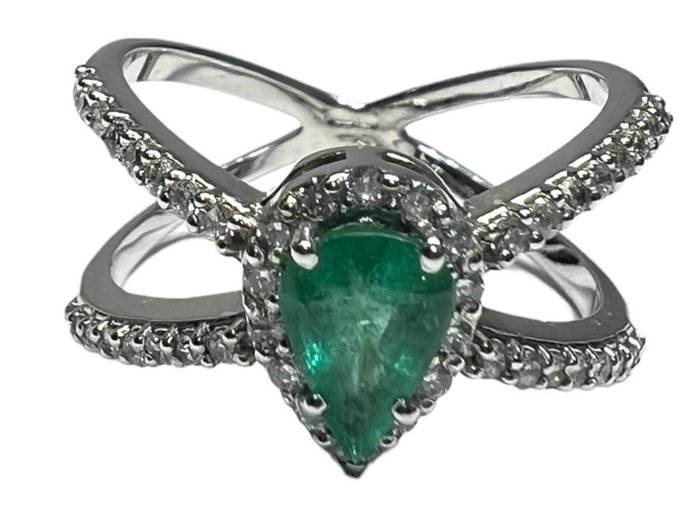 Preview of the first image of 18 kt. White gold - Ring - 0.68 ct Emerald - Diamonds.