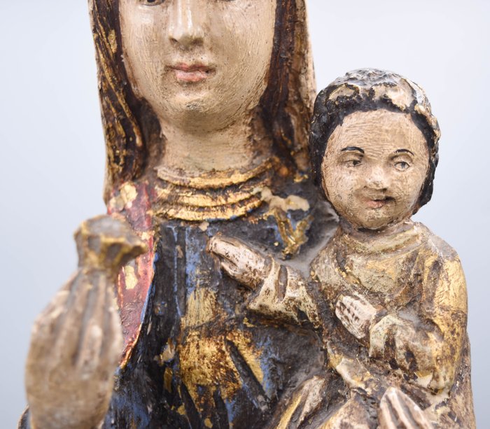 Image 3 of Virgin of the Rose with the Child - Old gothic carving - stuccoed wood - 19th century