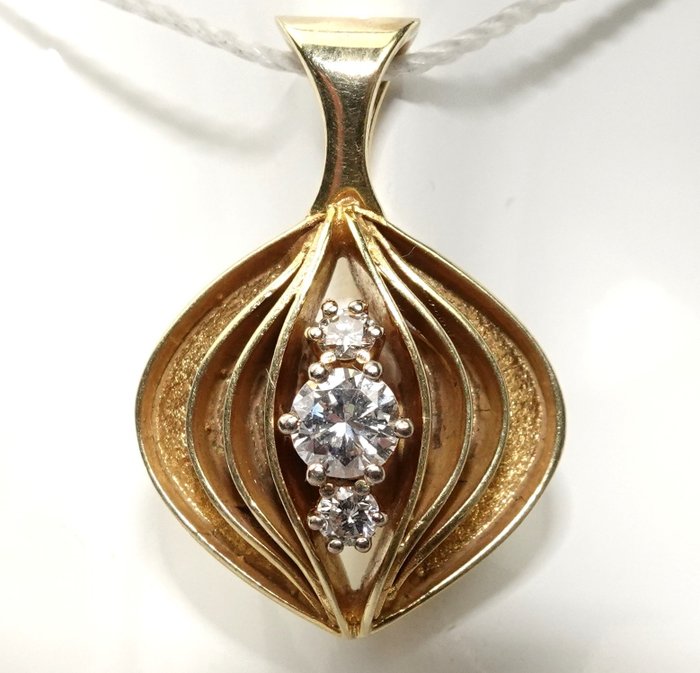Image 2 of 14 kt. Yellow gold - Pendant - 0.41 ct