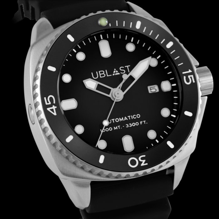 Preview of the first image of Ublast - SeaStrong Black Rubber Strap - UBSS46CBK - Sub 100 ATM - Men - New.