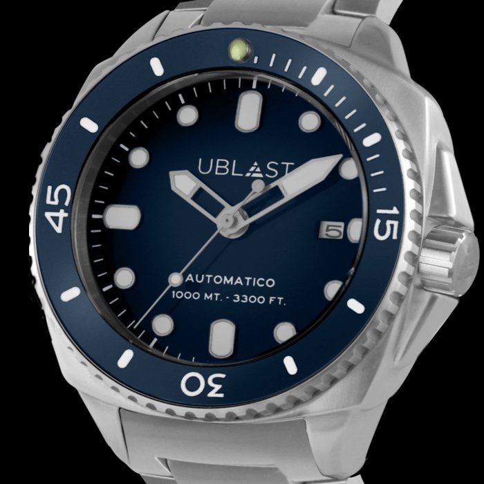 Preview of the first image of Ublast - " NO RESERVE PRICE " SeaStrong All Steel - UBSS46SBU - Sub 100 ATM - Men - New.