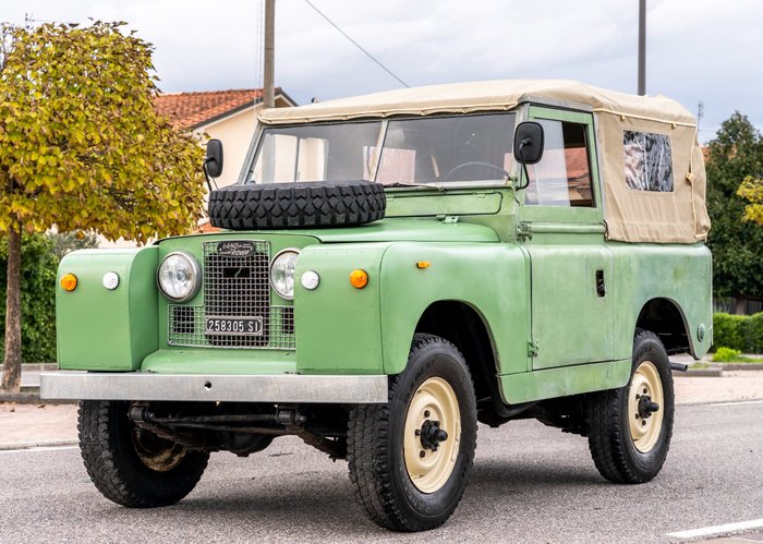 Land Rover - Series 2A 88 