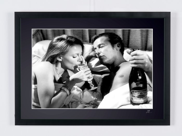 James Bond 007: Octopussy - Roger Moore & Kristina Wayborn drink Bollinger Champagne - Luxury Wooden Framed 70X50 cm - Limited Edition Nr 04 of 50 - Serial ID 20064 - - Original Certificate (COA), Hologram Logo Editor and QR Code
