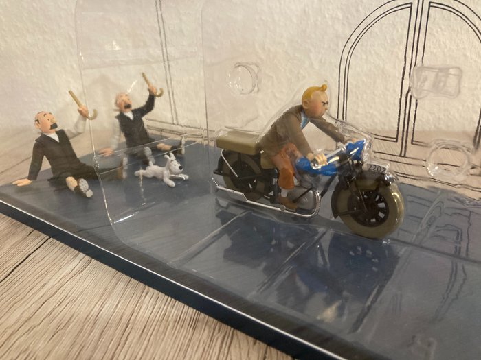Tintin - Voiture 1/24 - La moto  de Tintin - le Sceptre d'Ottokar - 1 Figurine/2022