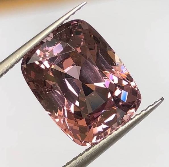 Spinel - 9.23 ct
