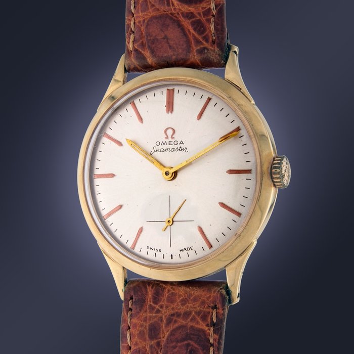 Preview of the first image of Omega - Seamaster Dress Watch - in 18Kt Gold - Unisex - 1960-1969.