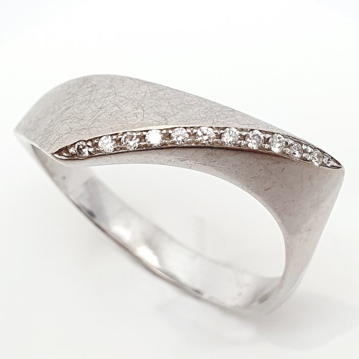 Preview of the first image of 18 kt. White gold - Ring - 0.05 ct Diamond.