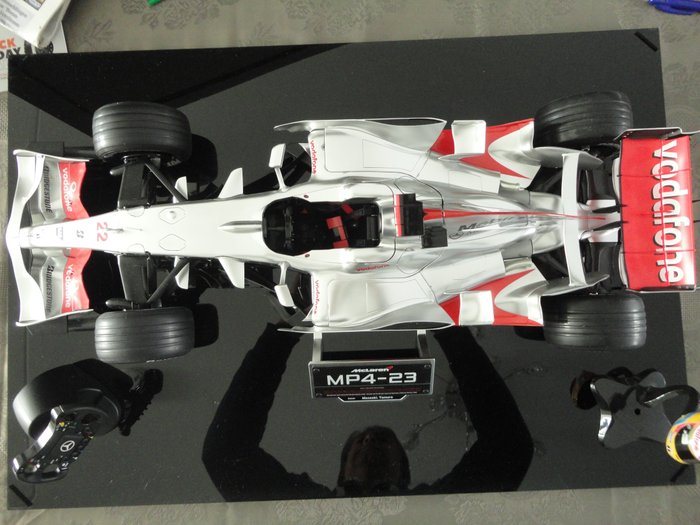 Image 2 of De Agostini - Kyosho - 1:8 - McLaren MP4-23