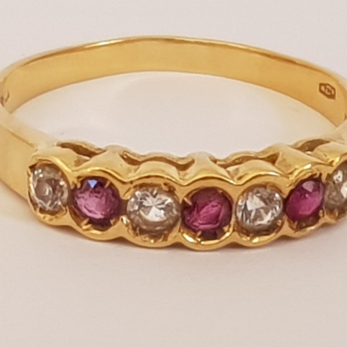 Image 2 of 18 kt. Gold, Yellow gold - Ring Diamond - Rubies