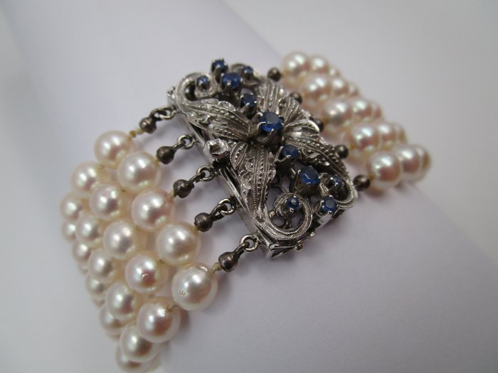 Image 2 of 19cm - 5 Reihen Perlenarmband Ø 6.3mm - 18 kt. Akoya pearls, White gold - Bracelet Sapphire - teste