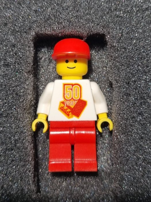 LEGO - 迷你人偶 - gen023 - LEGO 50 Year Anniversary Minifigure - 2000-2010