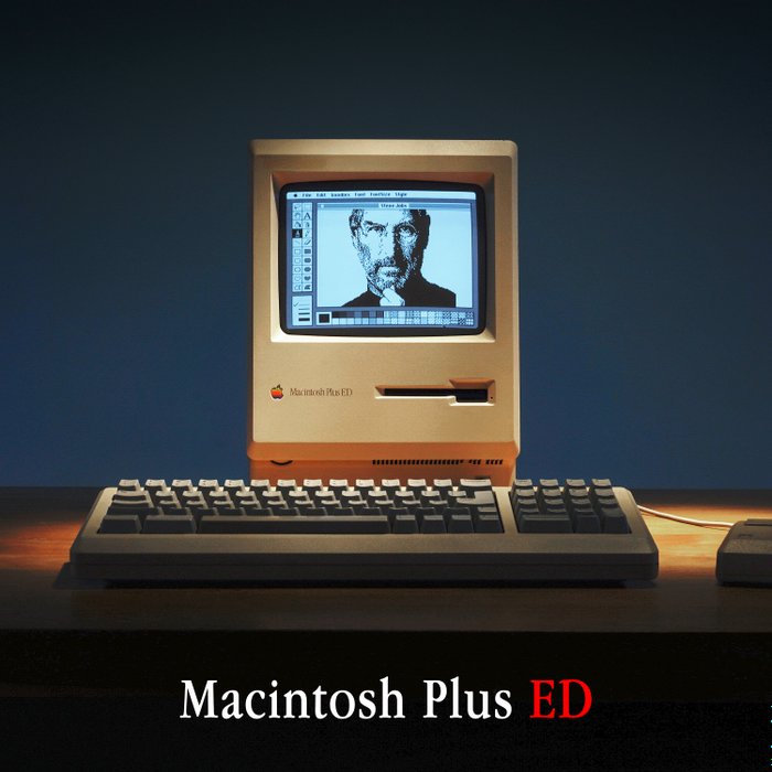 Apple [RECAPPED] Macintosh PLUS [ED] 1MB signed by “Steve Jobs” + software - Macintosh - With replacement box
