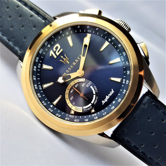 Image 3 of Watch/clock/stopwatch - Hybrid Technology - Gold - New - Maserati