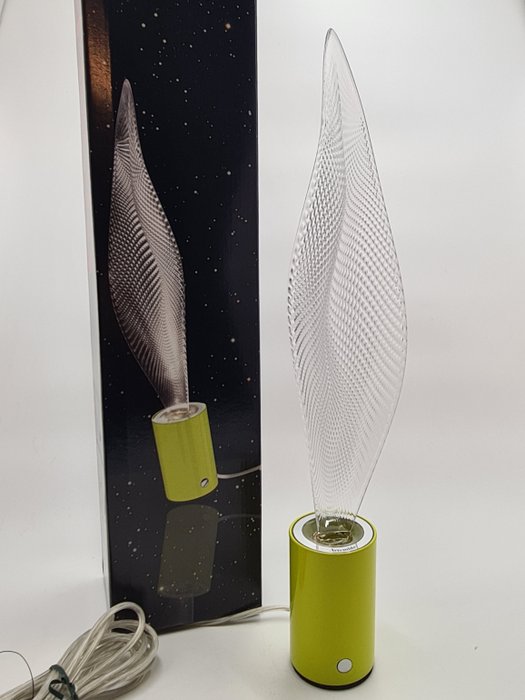 Artemide Ross Lovegrove - Lámpara de sobremesa - Hoja Cósmica Mini - Aluminio, Acrílico
