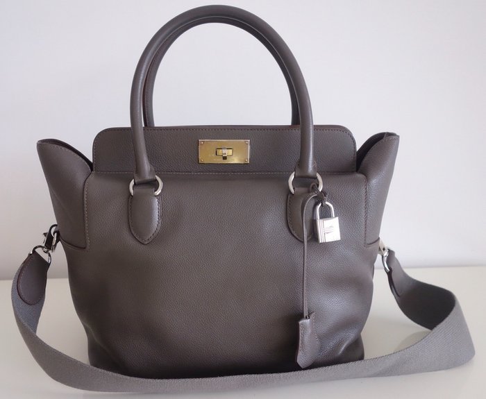 Hermès - Tool Box Handbag - Catawiki