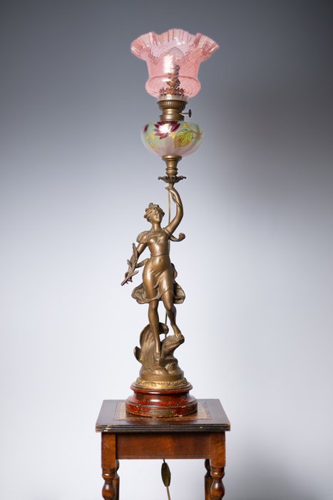 Preview of the first image of Table lamp - Spelter - First half 20th century.