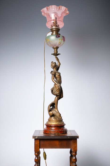 Image 3 of Table lamp - Spelter - First half 20th century