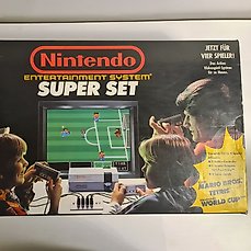 Nintendo Super Set – OLD STOCK – RARE Worldcup/Tetris/Mario Edition – Nes 8-Bit – Set van spelcomputer + games – In originele verpakking