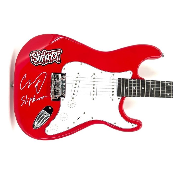 Slipknot - Corey Taylor - Vários artistas - Signed Guitar - BAS Beckett Authentication - Memorabilia assinada (autógrafo original) - Prensagem desconhecida - 2022/2022