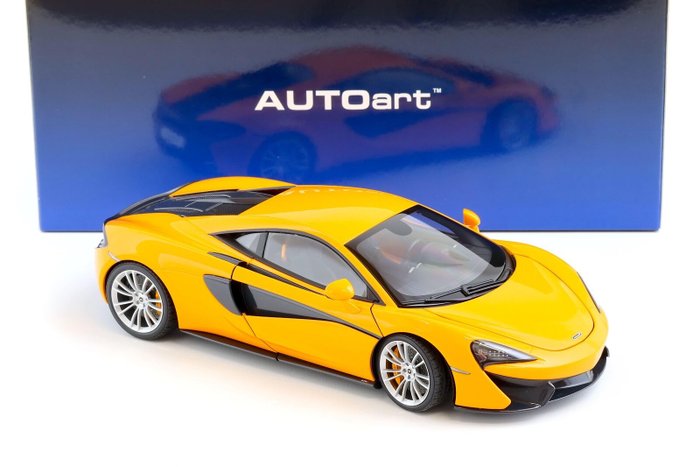 Image 3 of Autoart - 1:18 - McLaren 570S - McLaren Orange / Silver Wheels