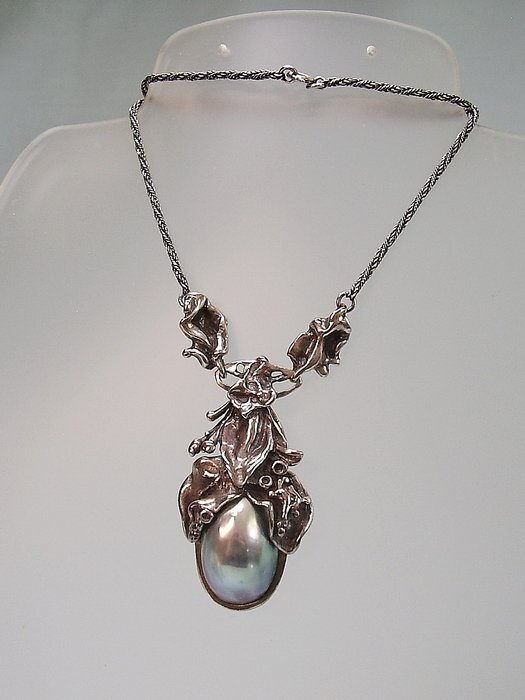 Preview of the first image of Goldschmiede-Arbeit mit Nautilus - 925 Silver - Necklace - 10.00 ct.