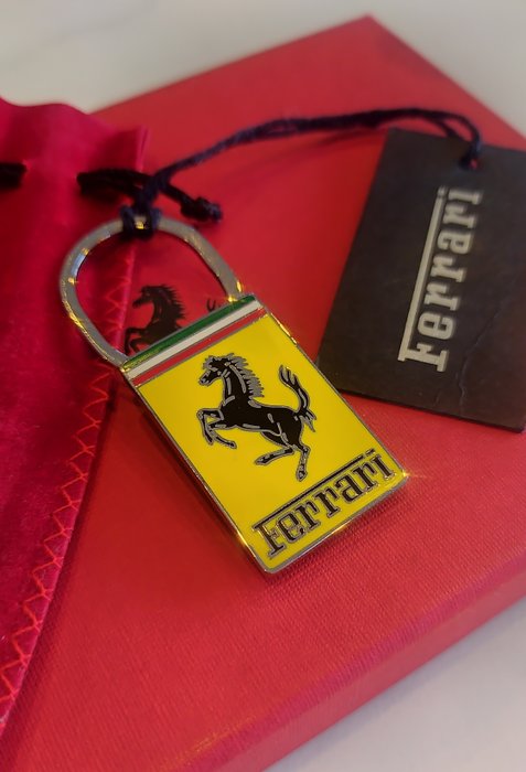 Image 3 of Emblem/mascot/badge - Porte-clés Ferrari by Coinart - Ferrari