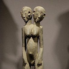 Figure - Wood - Dayir - Lobi - Ghana 